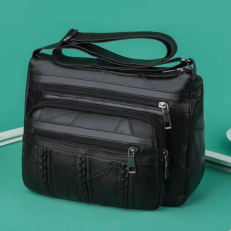 Chic Spacious Women's Shoulder Bag